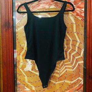 GOOD FORM MODERN TANK BODY